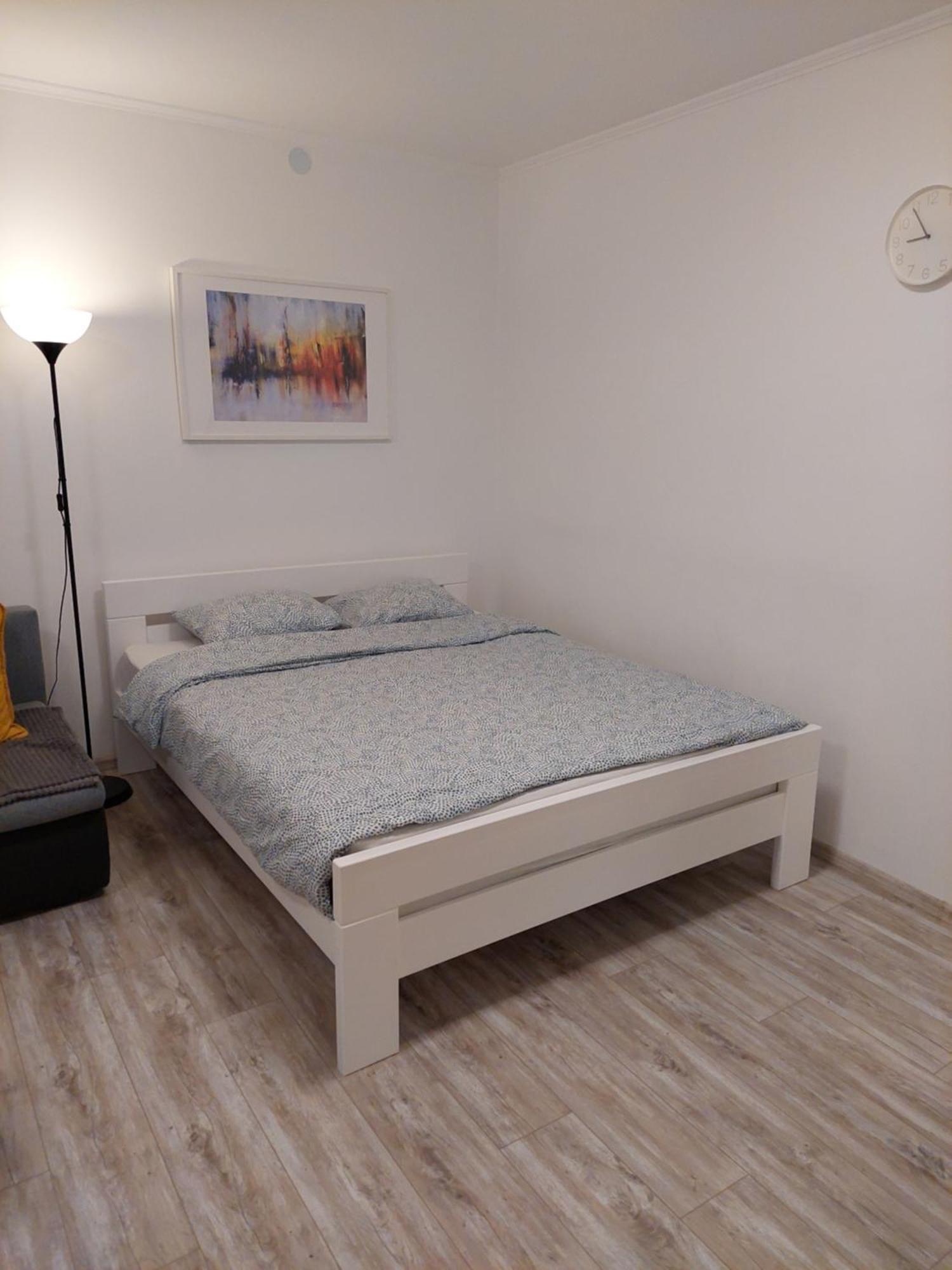 Street Apartment Суботица Экстерьер фото
